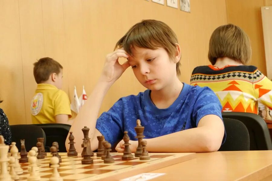 этюд шахматы. букарев этюд шахматы. этюд шахматы. шахматные задачи и этюды. шахматные этюды для начинающих.