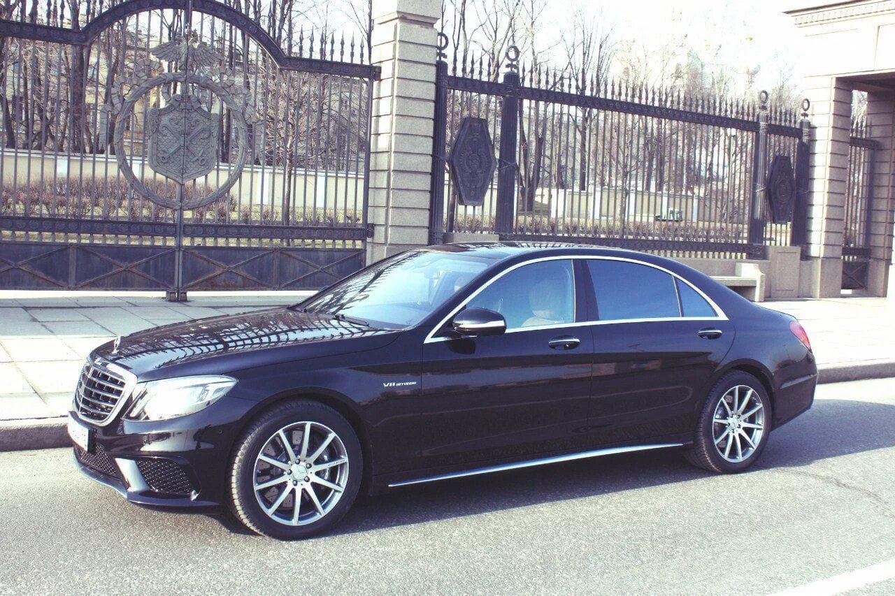 S500 w222. Mercedes-Benz w222. S500 222. Мерседес w222 короткая база.