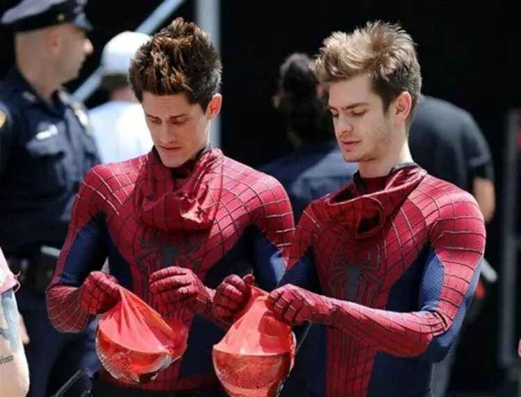 Как называется новый человек. Эндрю гарфилд. эндрю гарфилд spider man. эндрю гарфилд паук. дублер эндрю гарфилд человек паук.