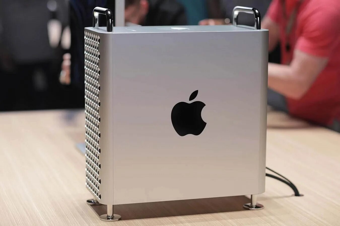 Настройка компьютеров apple. Компьютер apple mac pro 2019. apple mac pro 2025. mac pro 2025 системный блок. i mac pro 2019 apple.