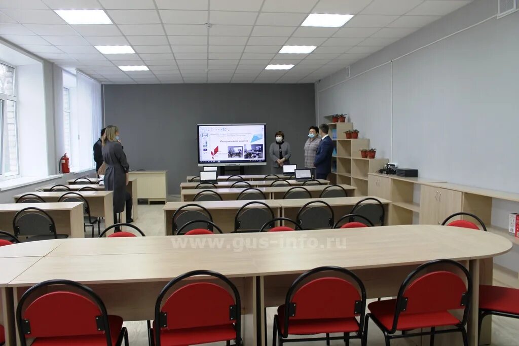 Краснооктябрьская школа гусь-хрустального района. Школа номер 5 гусь хрустальный. Город гусь хрустальный школа 3. Школа 4 гусь-хрустальный официальный сайт. Школа 15 гусь хрустальный учителя.