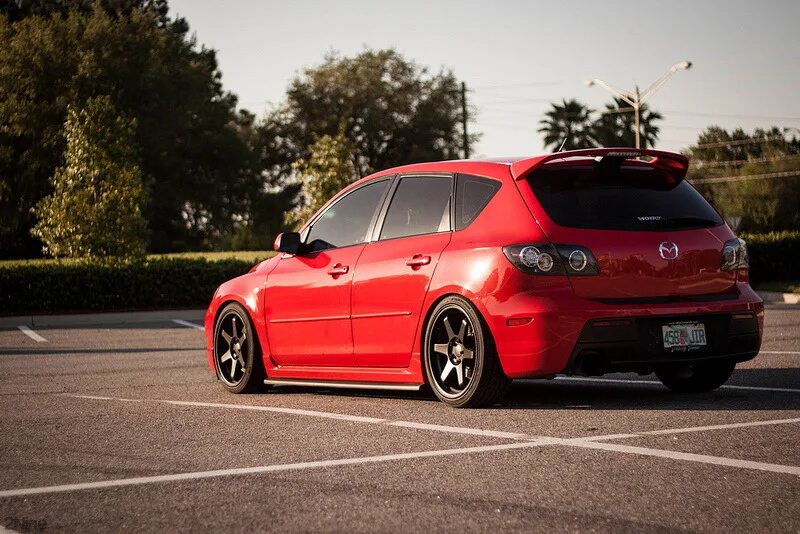 Мазда 3 бк хэтчбек черная на дисках. Mazda 3 advan rs. Mazda 3 bk 18 колеса. Mazda 3 mps 2008. Мазда 3 хэтчбек диски.