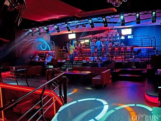 Клуб макс великий новгород. Макс великий новгород бар. Ночной клуб макс. Max night club великий новгород. Лучший ночной клуб минск.