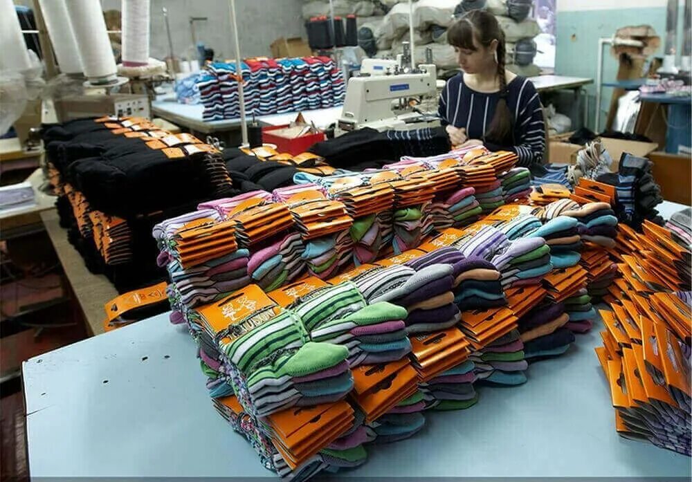 Трикотажная промышленность. Носочная фабрика. Швейная легкая промышленность. Трикотажные изделия.