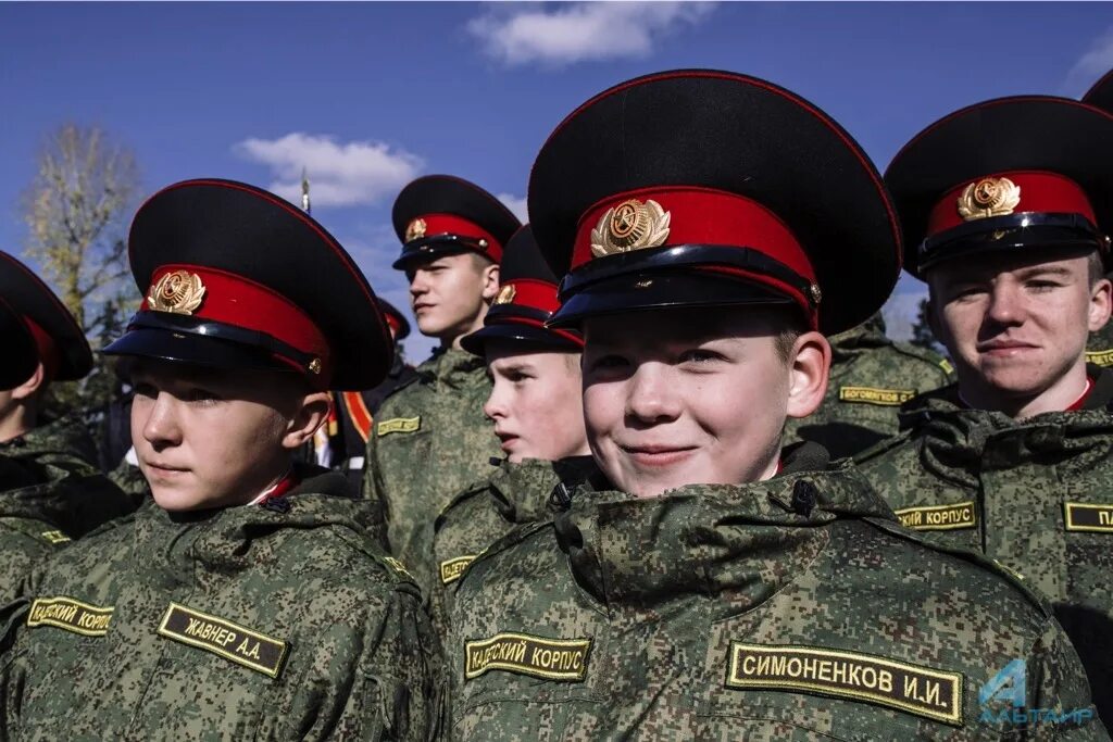 Оф кор. Оптовый рынок на высоцкого екатеринбург. Оф кор. Рынок в екатеринбурге на коре. Преображенский кадетский корпус 5.