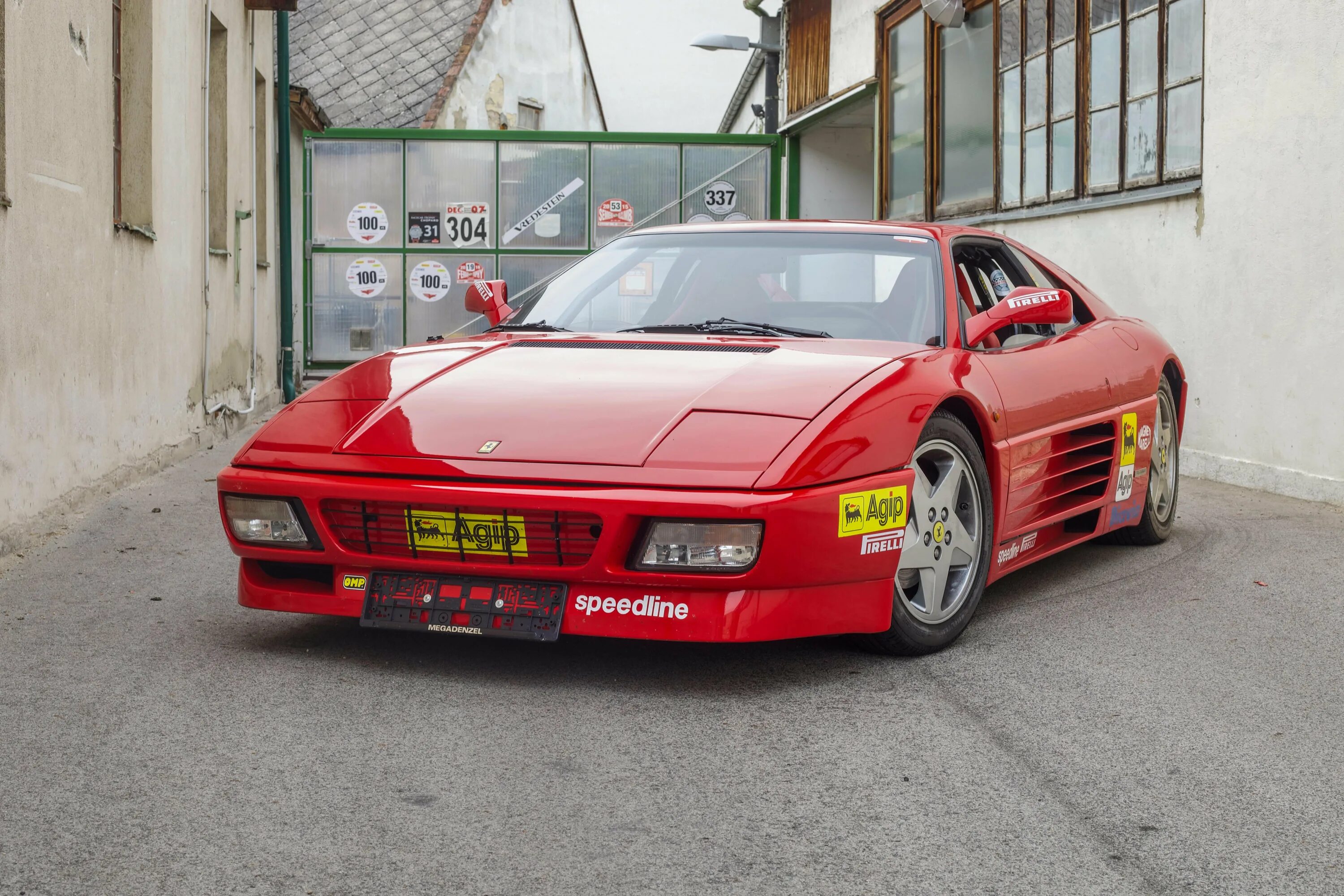 Ferrari 348. Ferrari 348 GTB. Ferrari 348 GTS. Ferrari 348 TB. Ferrari 348 TS.