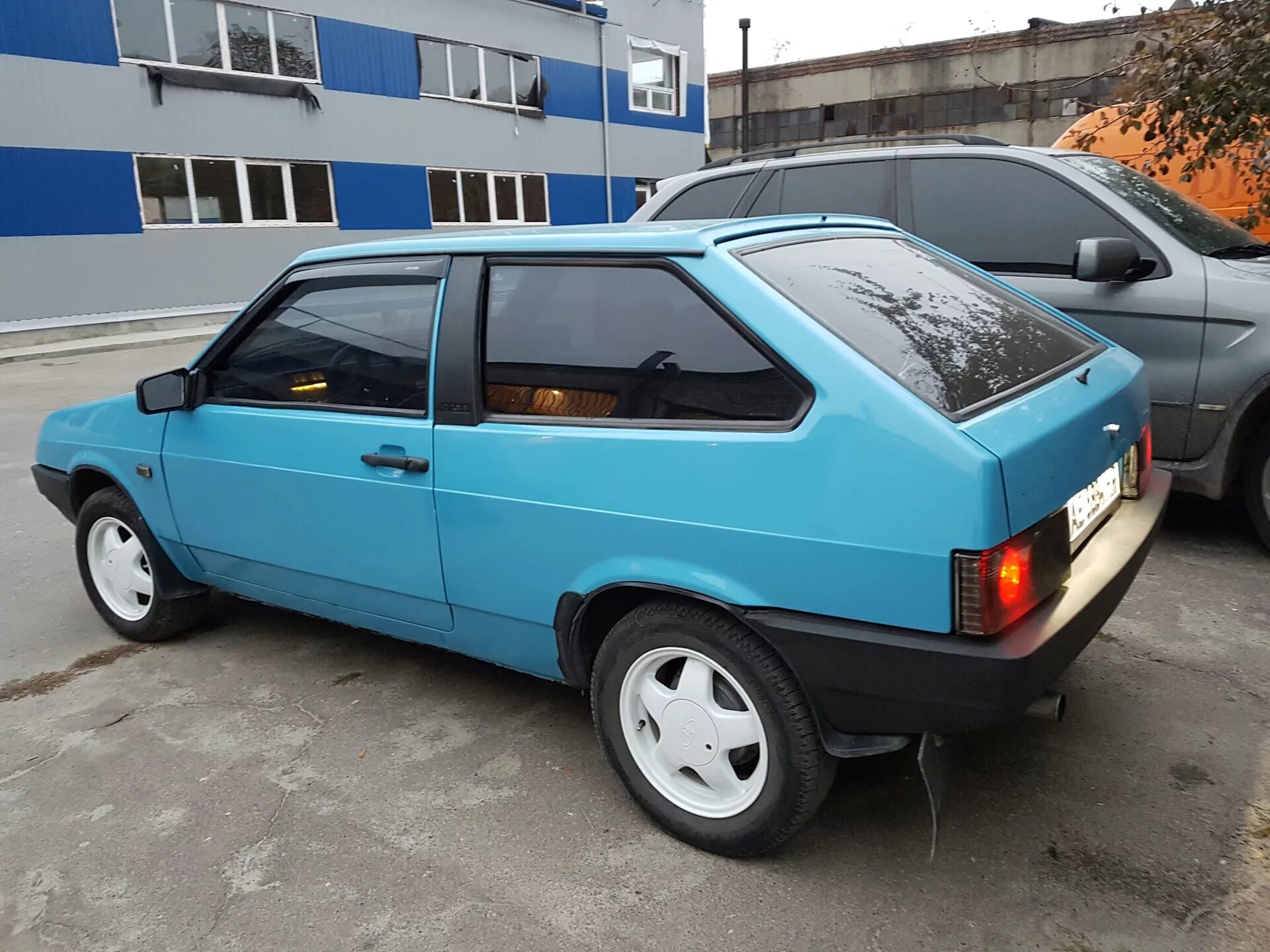 Color ok. ВАЗ 2108 голубая 1988. ВАЗ 2108 цвет электрон. ВАЗ 2108 синяя. ВАЗ 2108 бирюзовая.