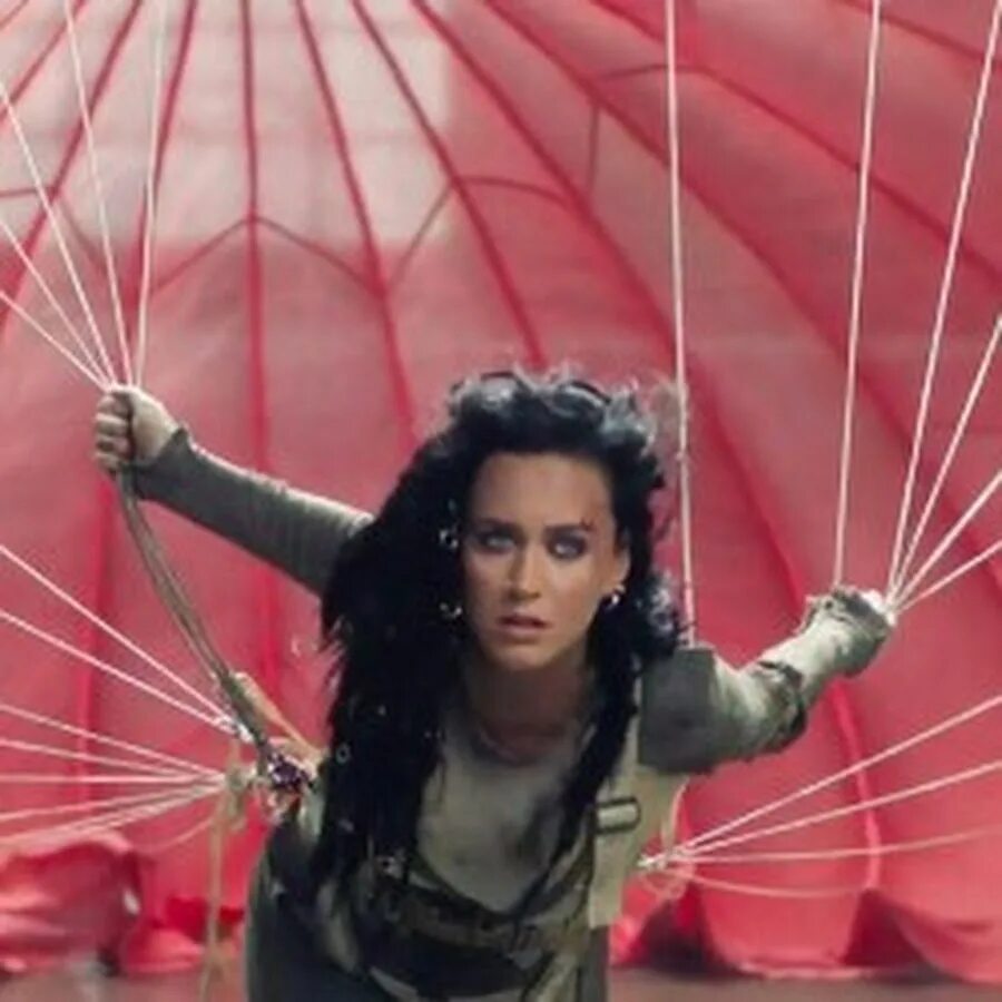 Rise perry. Актриса в клипах usb. Rise perry. Rise perry. Katy perry обложка.
