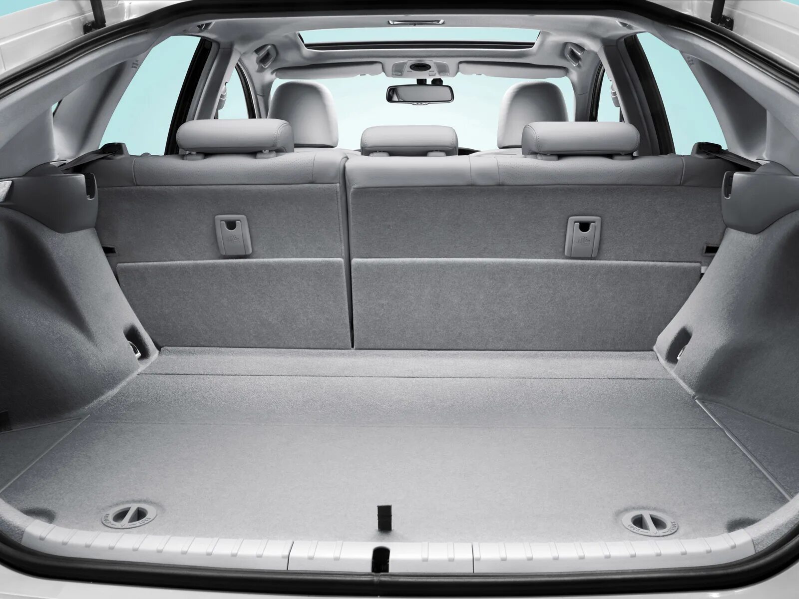 Тойота приус 2008 багажник. Тойота приус 2019 багажник. Тойота приус гибрид багажник. Приус 50 кузов багажник. Багажник приус.