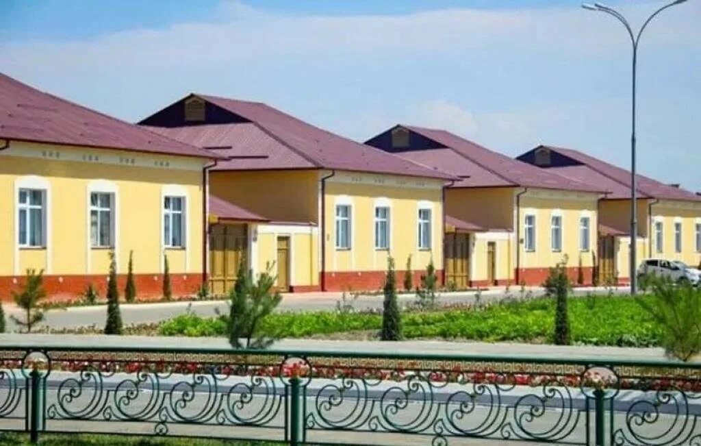 Maxalla uz