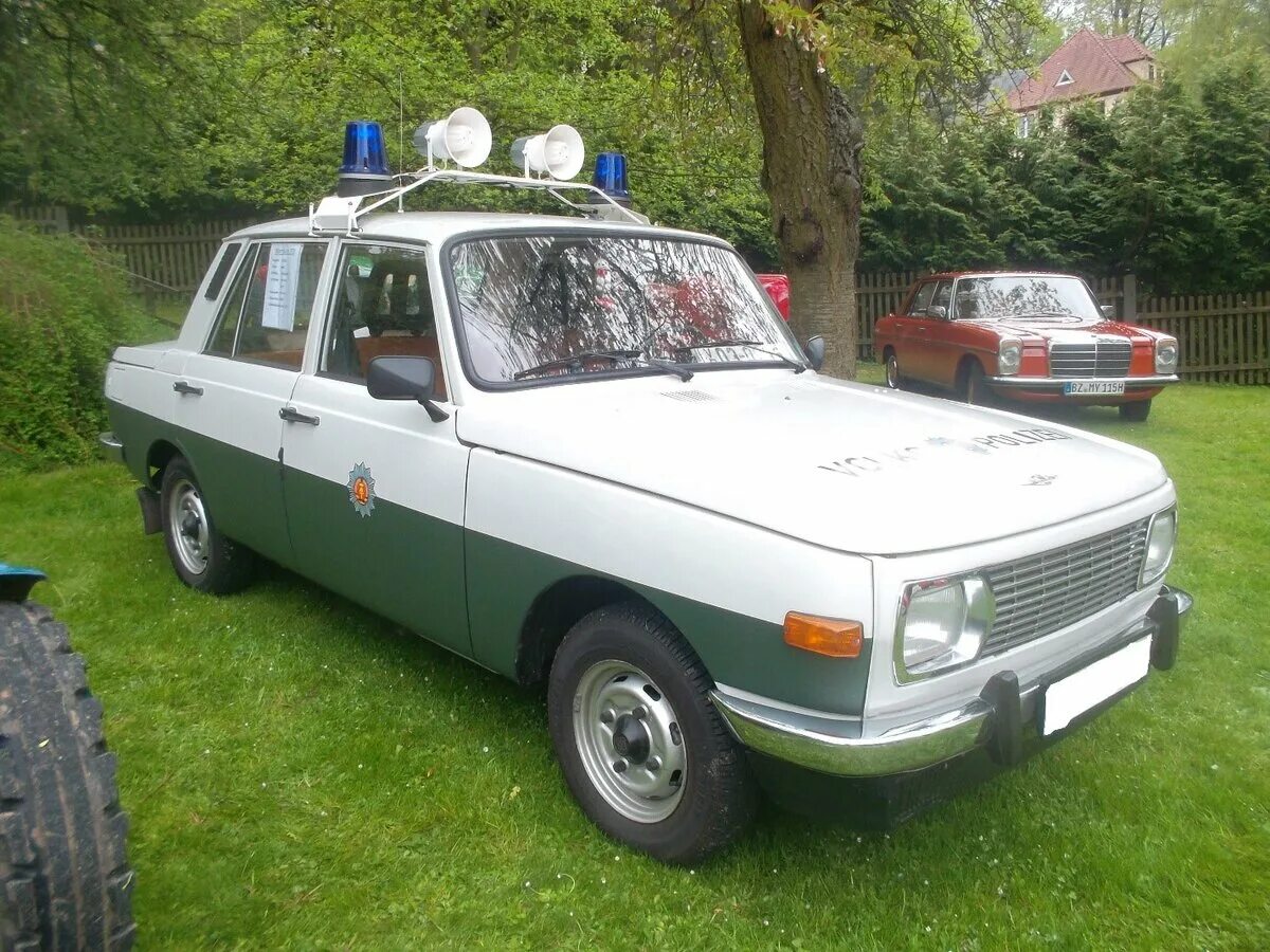 Wartburg 353. Вартбург 353 машина. Wartburg 353 w. Вартбург 353 полиция.