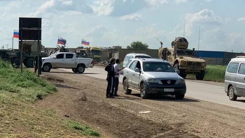 Перекрытие дороги военными