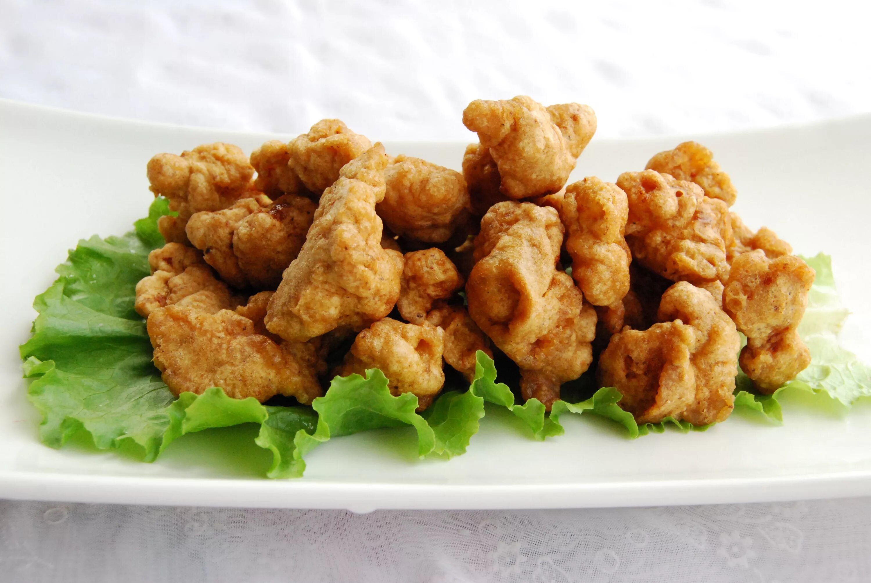 Картинки чикен. Чикен попкорн терияки. Куриный Чикен. Куриный попкорн. Попкорн из куриного филе.