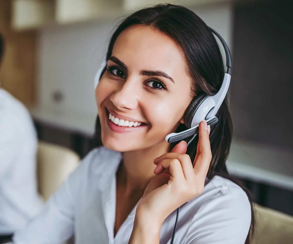 Call цен. Колл центр. оператор call центра. менеджер call-центра. сотрудник колл центра.