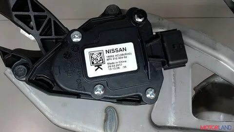 Педаль газа рено сандеро степвей