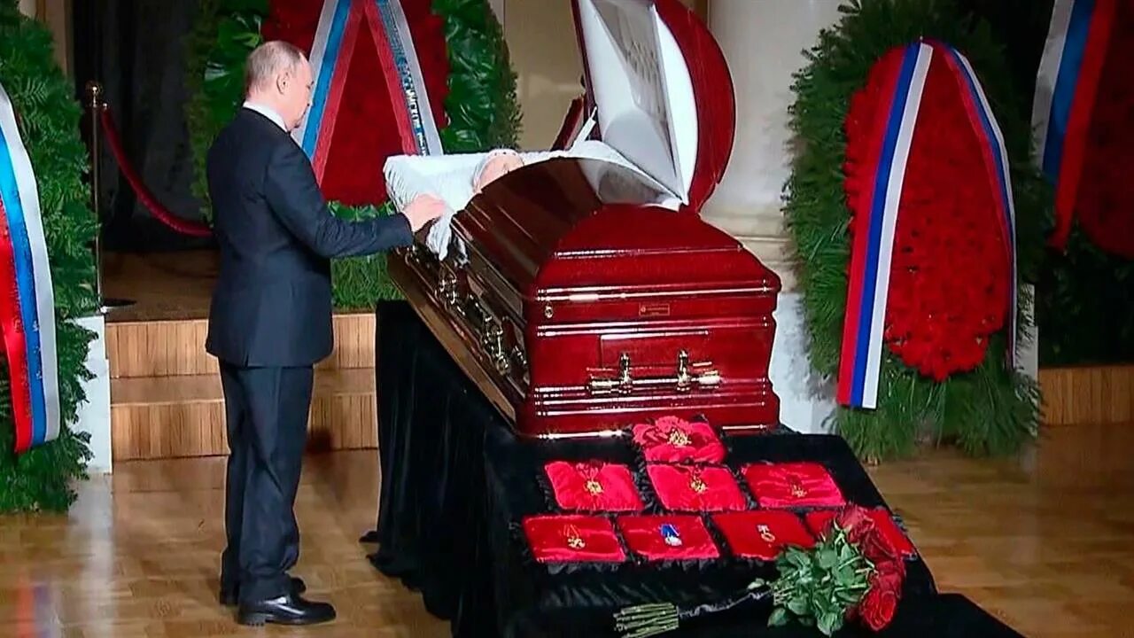 Жириновский умер дата. Церемония прощания с Владимиром Жириновским. Прощание с Зюгановым.
