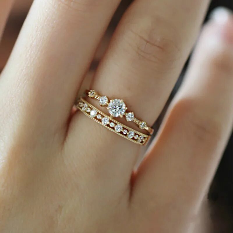 Простое кольцо девушке. Красивые кольца. Кольцо женское. Помолвочное кольцо. Кольцо для Помолвки.