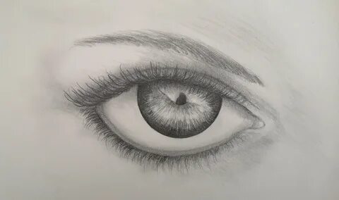Разные глаза карандашом