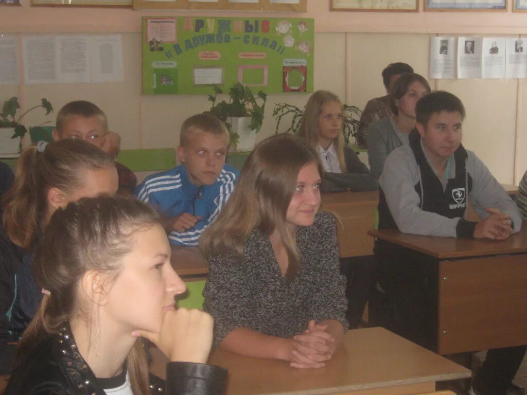 Школа имени ворожейкина городец. Сш городец. Школа 7 городец. Трубчевск городецкая школа. Городец рогачевский район.