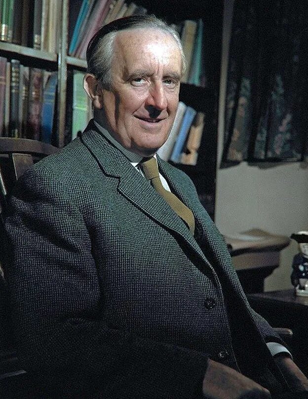 John ronald reuel tolkien. Р. Джон рональд руэл толкин (1892-1973). Рональд руэл толкин. Джон рональд руэл толкин (1892-1973).
