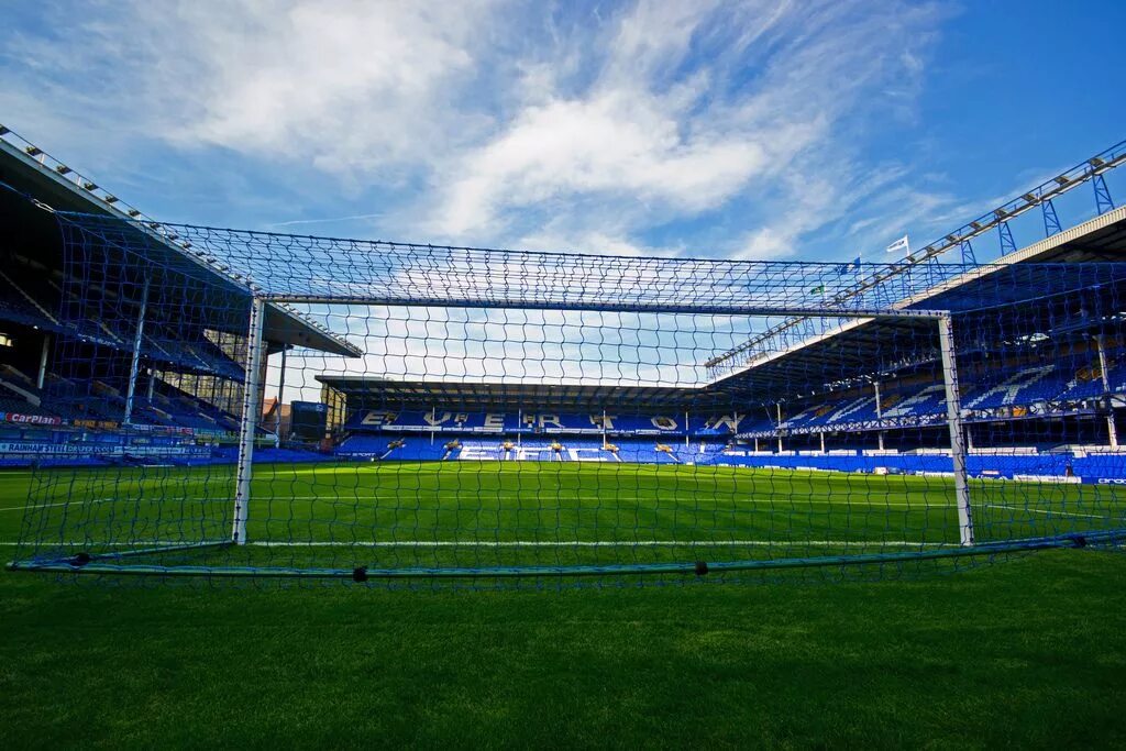 Stadium park. Гудисон парк стадион. Стадион «Гудисон парк», Ливерпуль. Стадион Эвертона. Гудисон парк стадион вместимость.