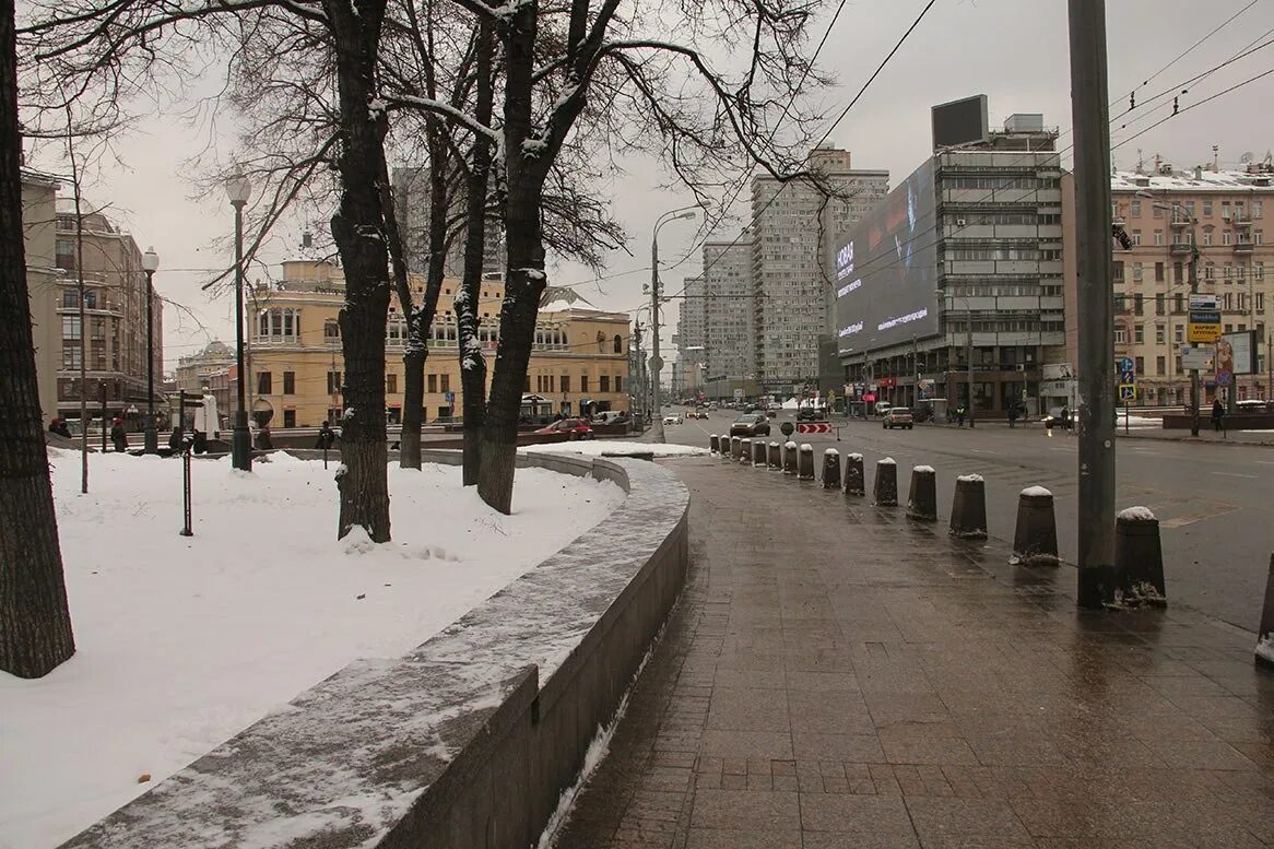 8 утра на улице. Малая Бронная зимой. Зимние улицы Москвы. Московские улицы зимой. Улочки Москвы зимой.
