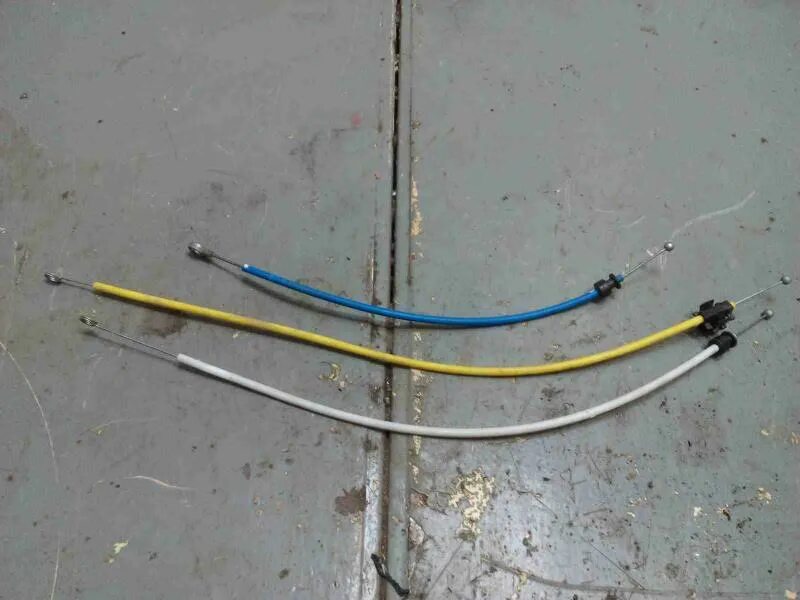 троса печки ланос 1. тросики печки гольф 4. белый трос печки ауди 80. тросик печки ланос 204. гольф 2 тросики управления печкой.