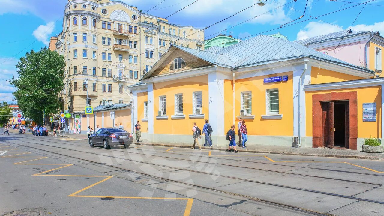 Планета здоровья новокузнецкая. Ул. Новокузнецкая ул 1 стр 3. Новокузнецкая улица 1 стр 3. Новокузнецкая улица, 1с3.