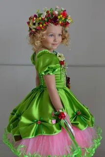 Весенний костюм