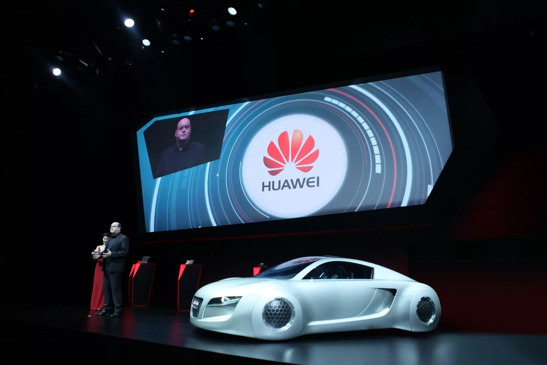 Первый автомобиль Huawei - Huawei ICT Club