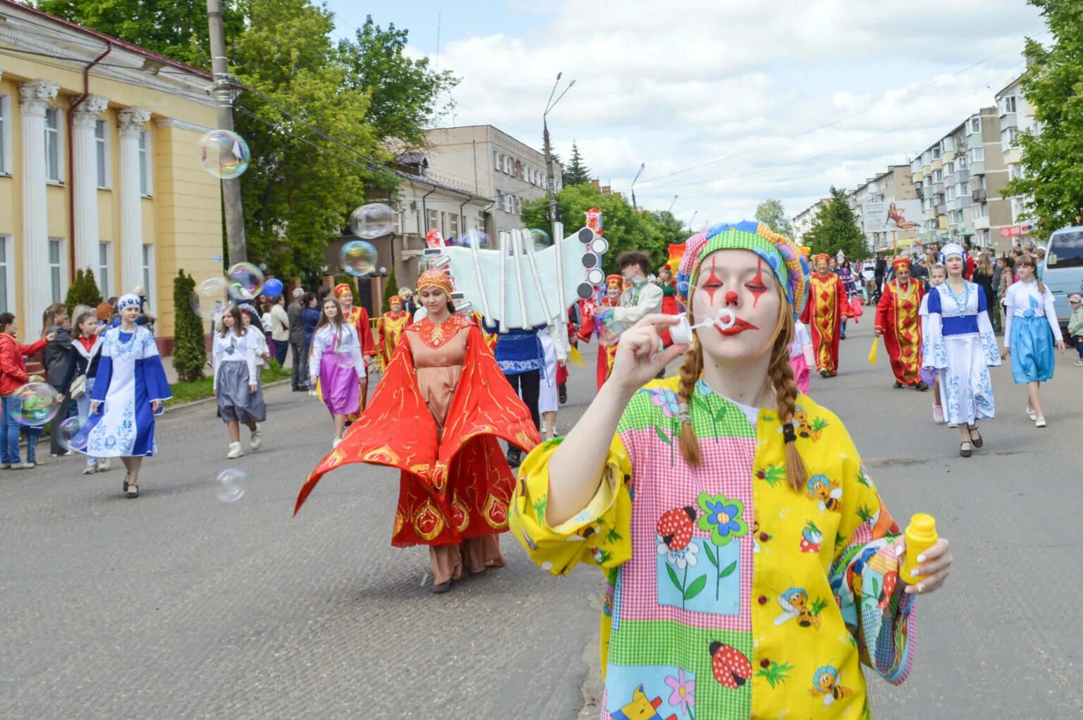 Программа дня города вичуга. Театрализованное шествие. день города вичуга. с днем города. вичуга аниматоры.