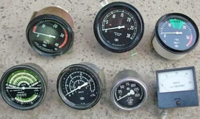3813 паз. Тахометр бычок. Тахометр бычок. Тахометр 12в зил бычок. Спидометр 1211.