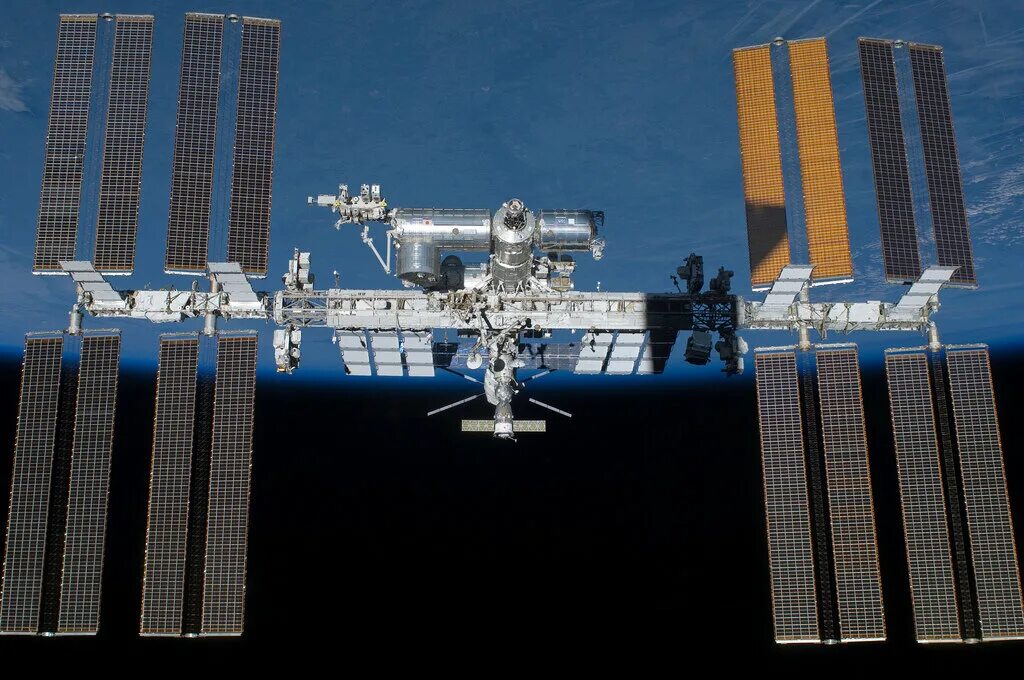 Как называется международная станция. Космическая станция МКС. Станция ISS. Космическая станция НАСА. Американский сегмент МКС.