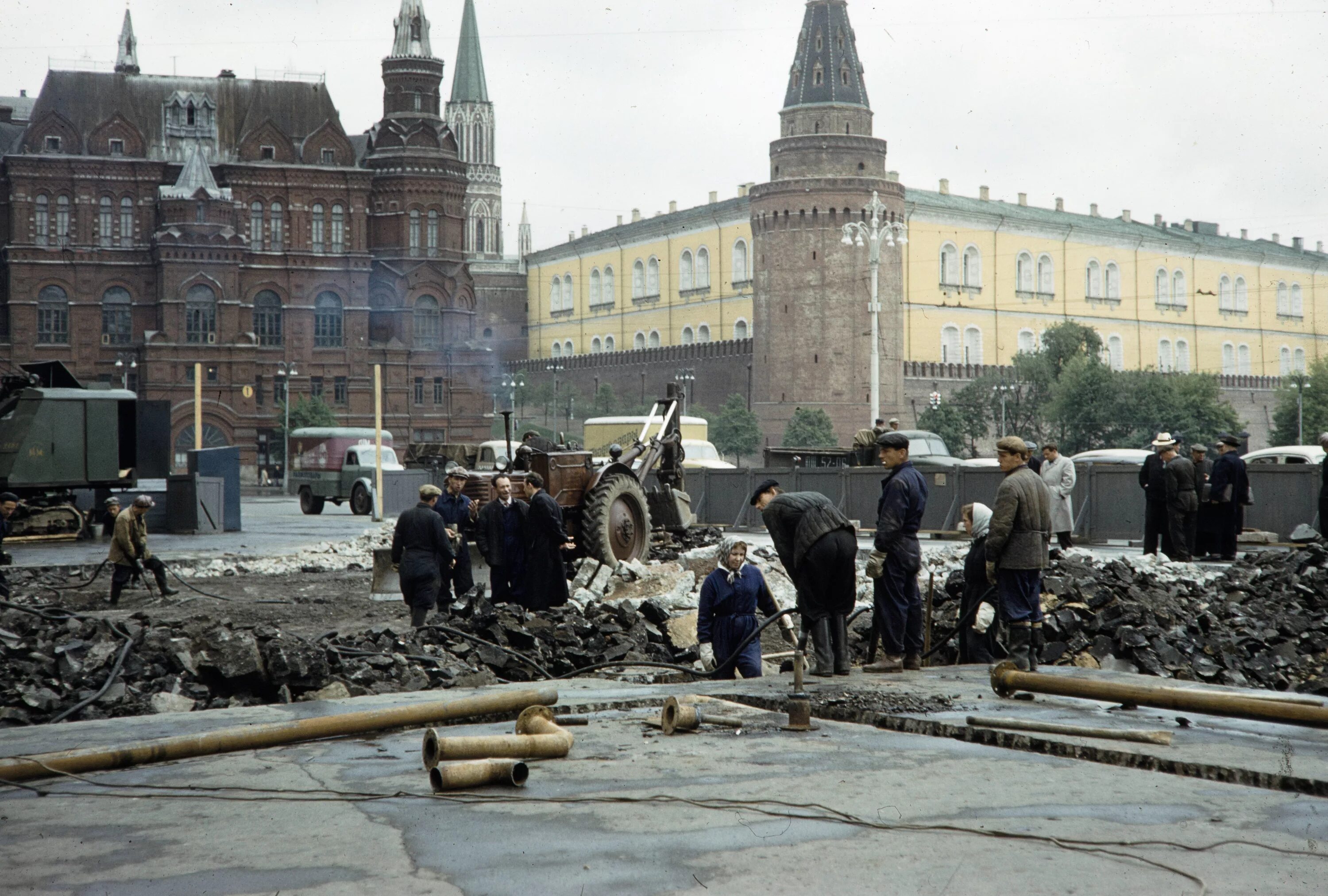 События 1959 года в ссср. 1959. Харрисон Форман в Москве. Харрисон Форман СССР фото 1959. Харрисон Форман в Москве 1959 года. 1959 Год Россия.