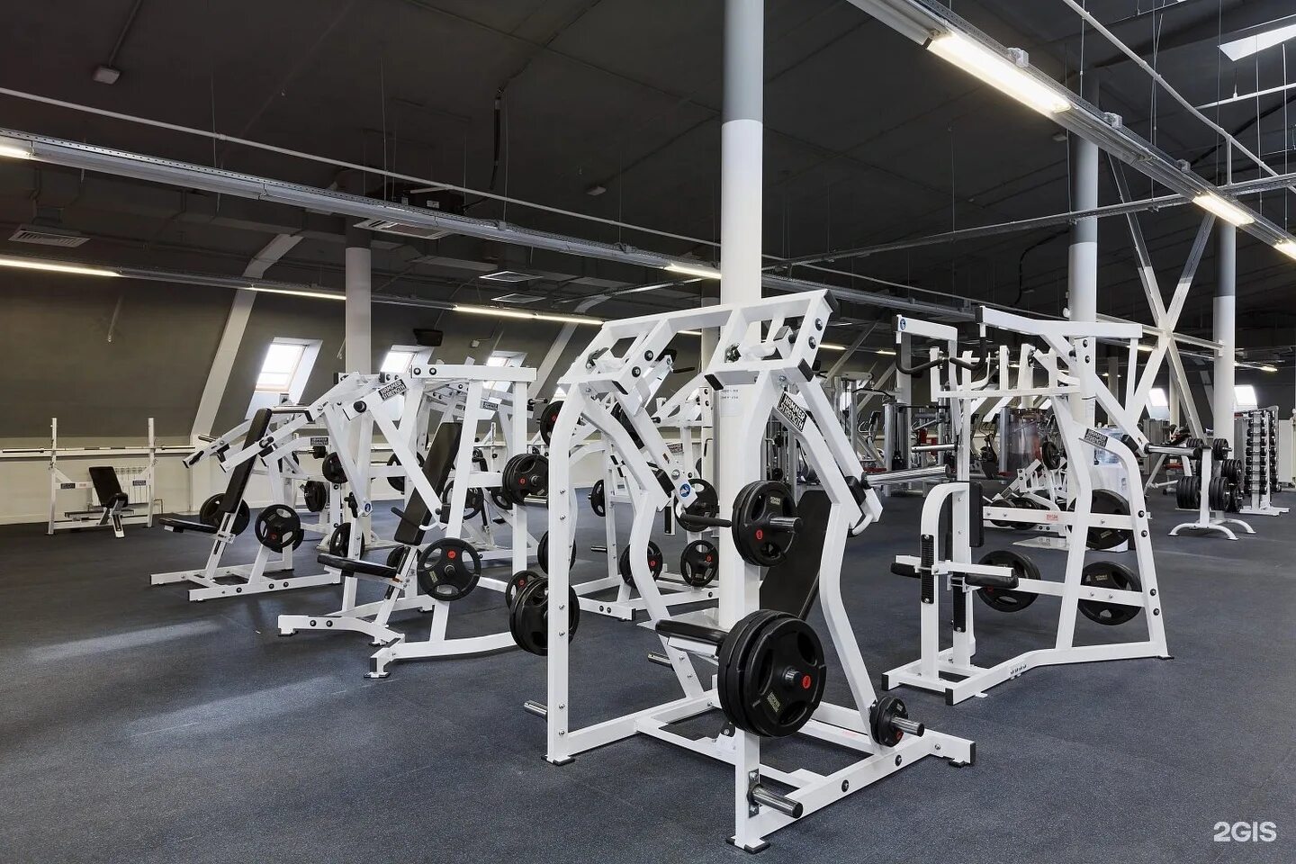 Powerhouse gym зал. Альфа гум фитнес казань. Альфа джим московская 48. Джим казань. Альфа джим казань московская.