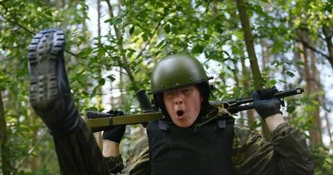 Черный берет омон
