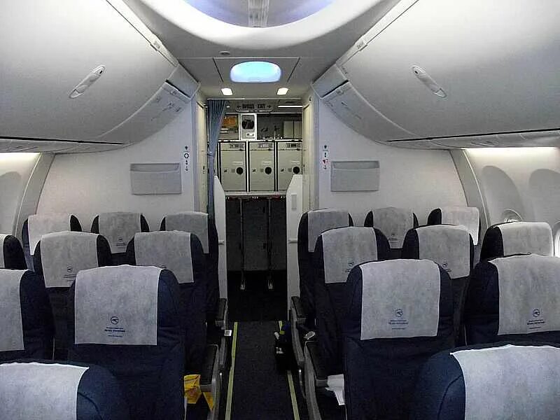 File:Economy class cabin interior of Boeing 737 MAX aircraft of Flydubai, 2022.j