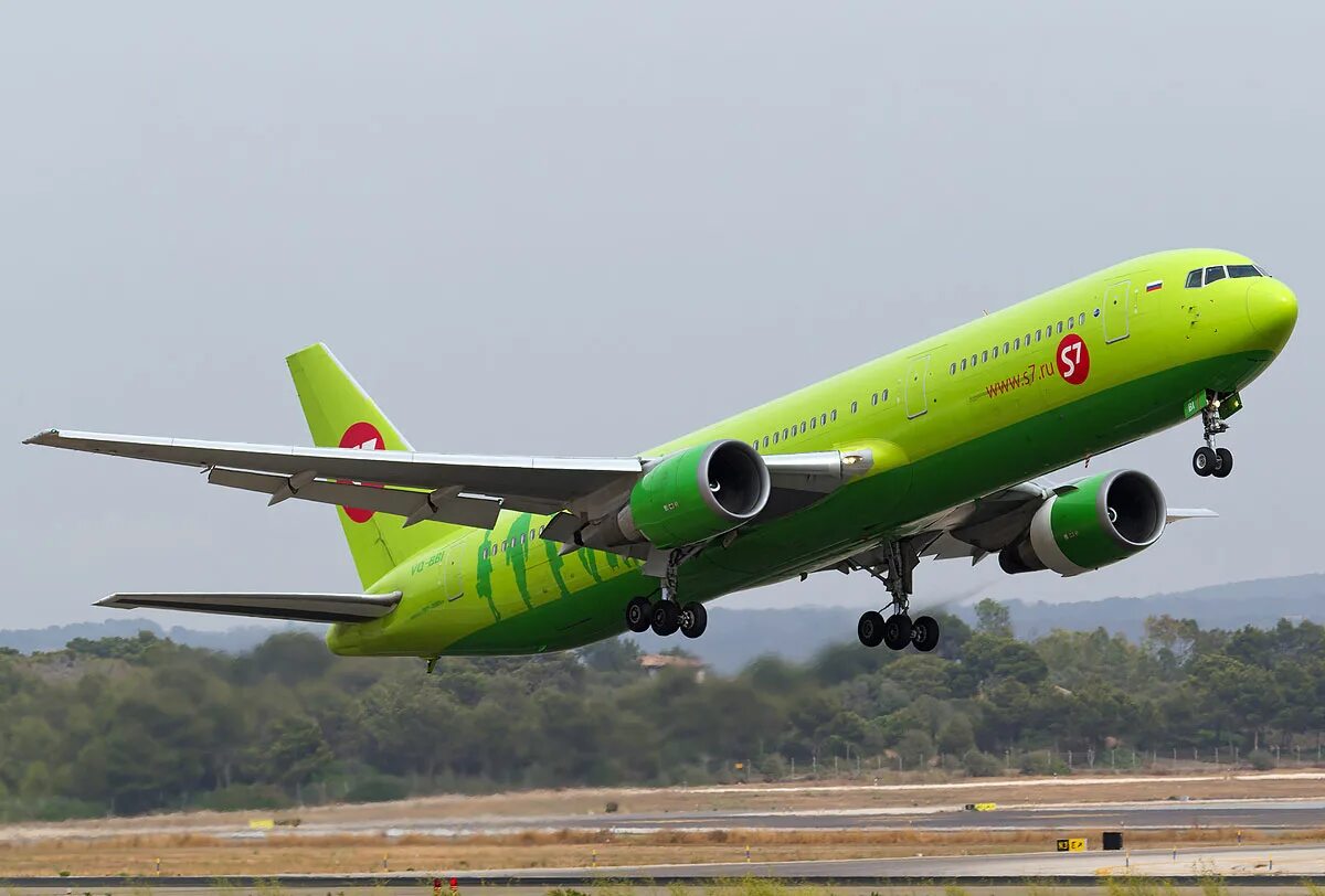 Самолет боинг 300. Boeing 767-300 трансаэро. Boeing 767-300. Боинг 767-300. Самолет боинг 300.