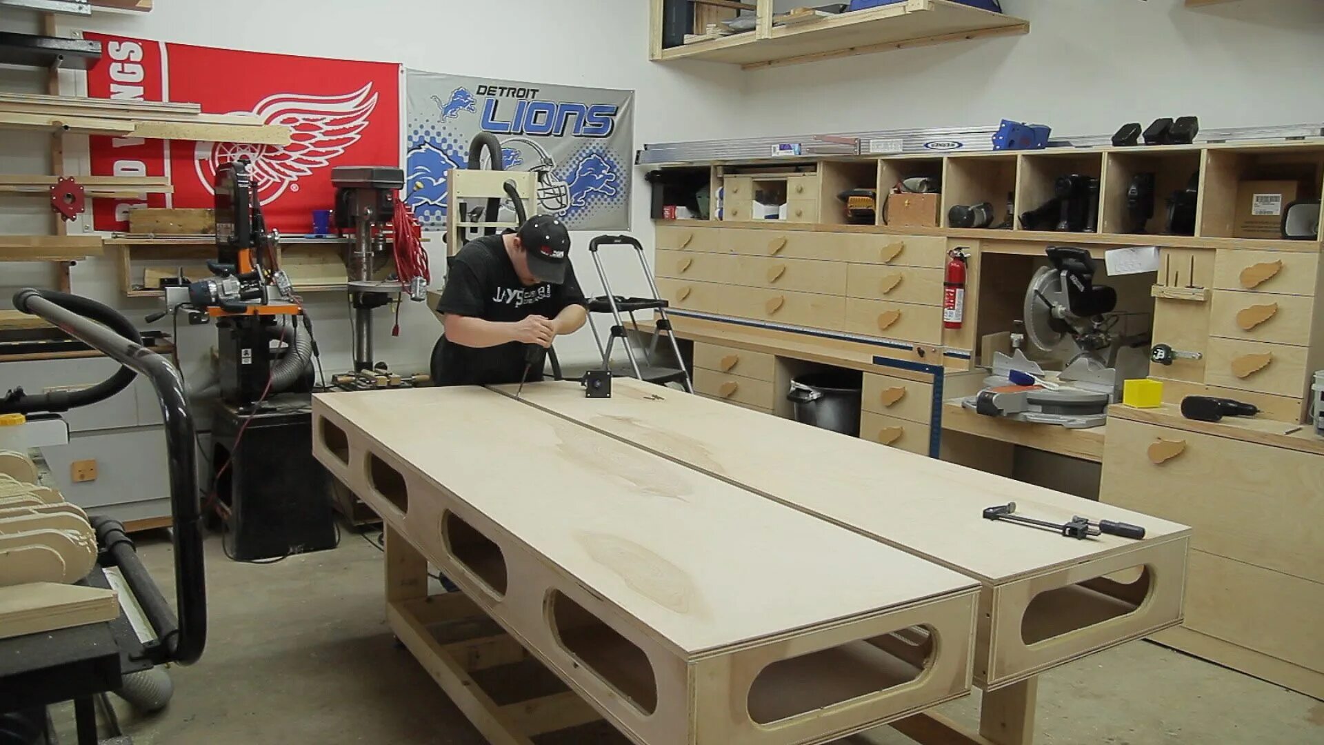 Fast workbench. Блочный верстак woodworker. paulk workbench. верстак мфт. инновационная мастерская.