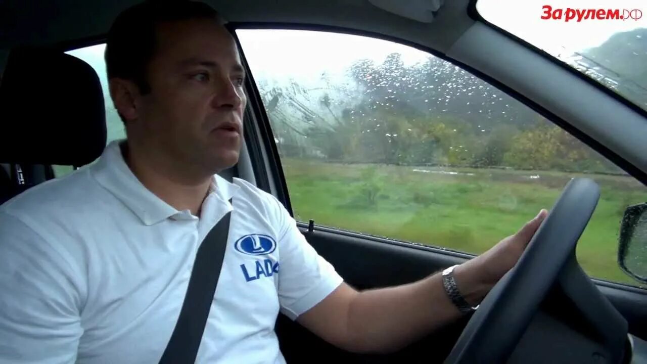 Девушка в машине. Фсо на ваз 2107. Девушка за рулем автоваз. За рулем автоваза песня. Lada vesta девушка drive2.