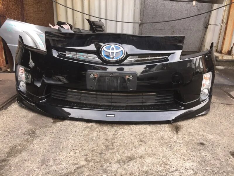 Бампер тойота приус 30. Передний бампер тойота приус 30. Toyota prius 30 бампер. Prius 30 kenstyle. Губа моделиста приус 30.