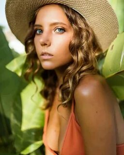 Katya clover