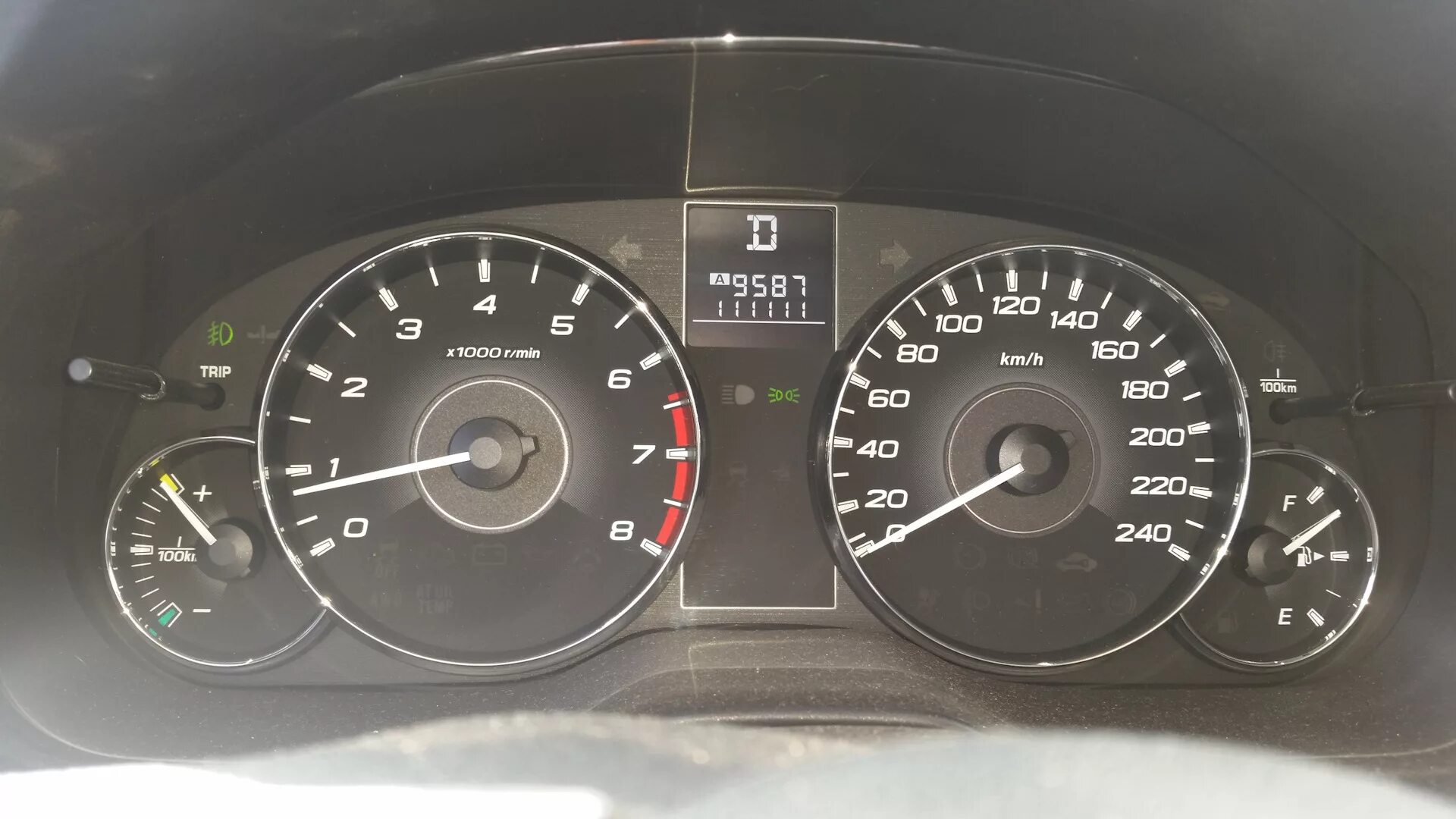 Subaru outback 2004 салон. Субару аутбек панель. Subaru outback 2010. Субару аутбек панель. Subaru outback приборная панель.