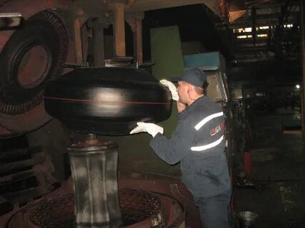 Вальцовщик резиновых смесей