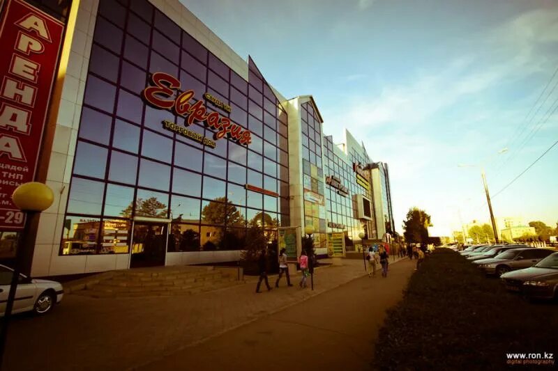Город уральск казахстан магазины. Уральск казахстан население. Город уральск казахстан магазины. Уральский город казахстан магазины. Уральск магазин asia.