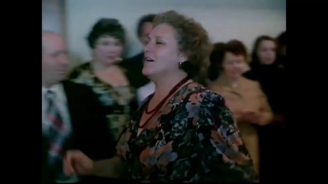 Родня фрагмент. Мордюкова родня танец.
