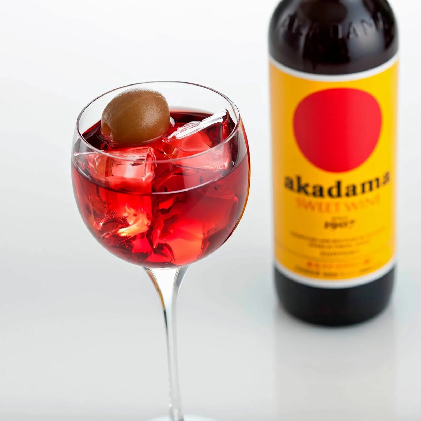 Акадама вино. Akadama вино Япония. Японское вино Сантори. Сантори вино Акадама. Японский vin