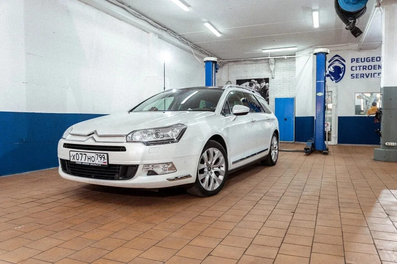 Citroen москва. Ситроен пежо пежо. Пежо ситроен автосервис. Citroen ds4. Автосалон ситроен ижевск.