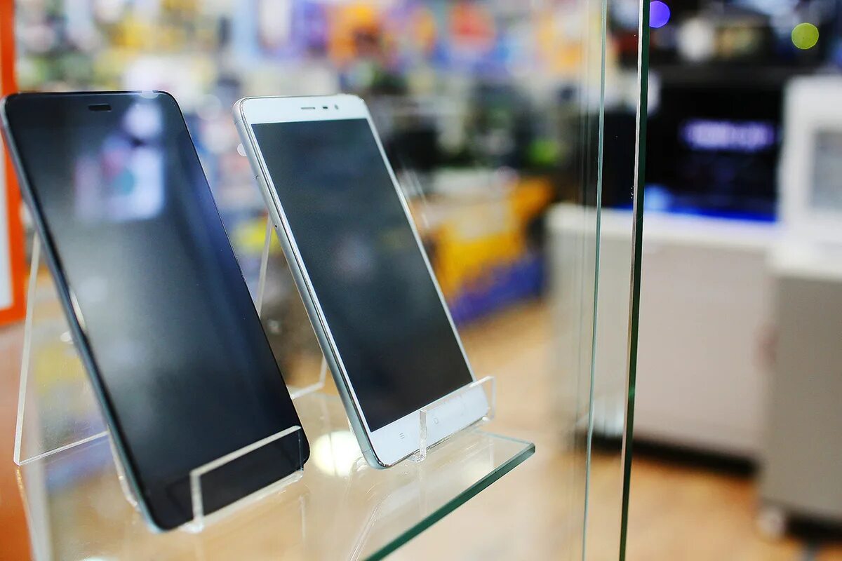 Журнал взрослые игрушки связной. Телефоны каталог. Prestigio grace m5 lte. Великом телефоны каталог. Каталог старых телефонов.