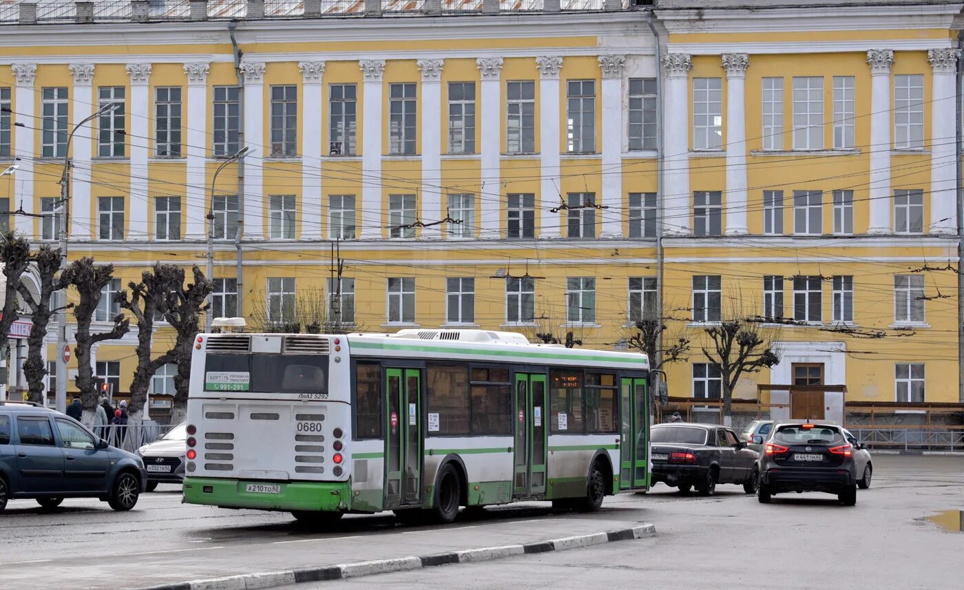 ЛИАЗ 680. Автобус 680 Москва. 680 Автобус СПБ. Автобус 680 в Белоостров.